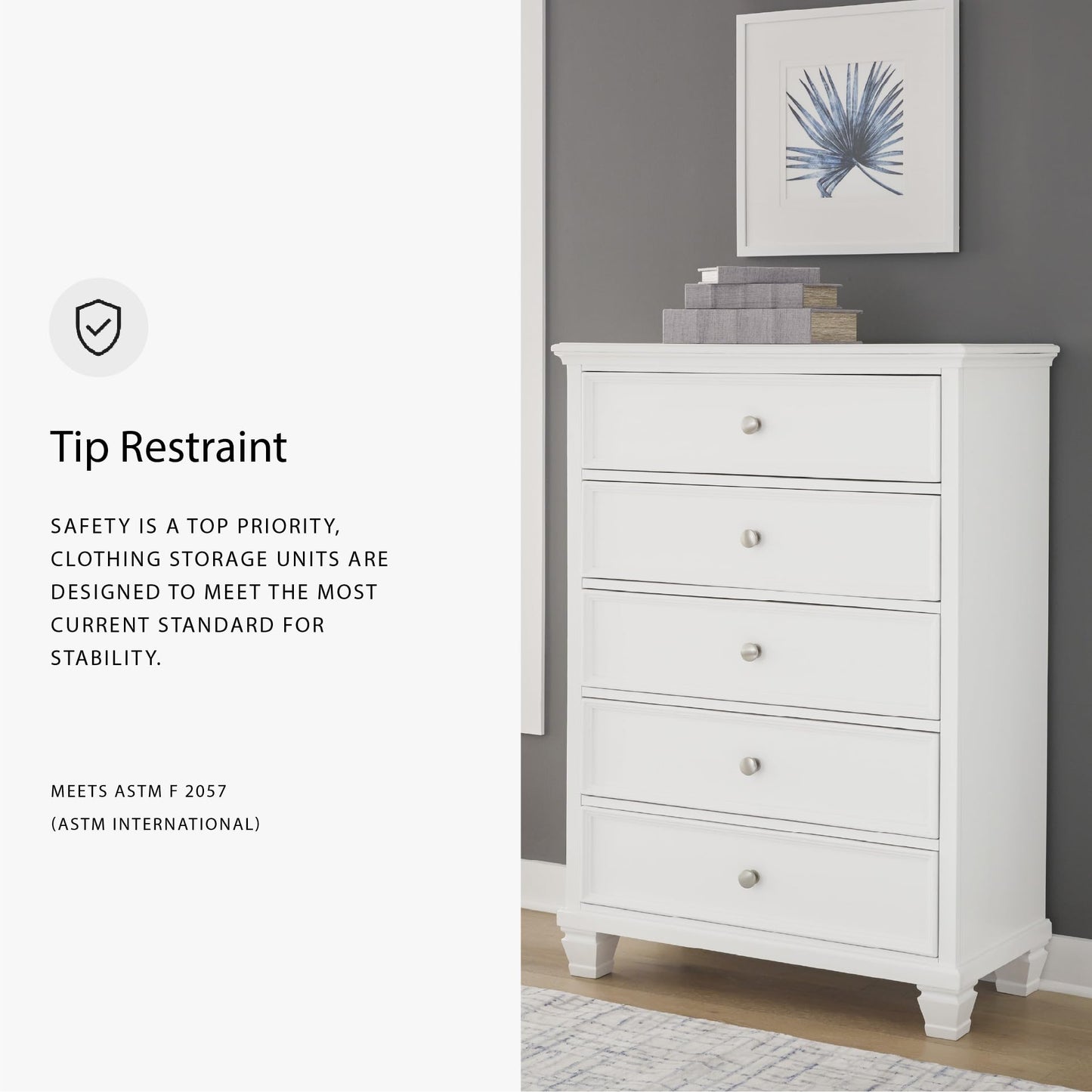 Signature Design by Ashley Fortman Casual 5 Drawer Chest for Bedroom, White
