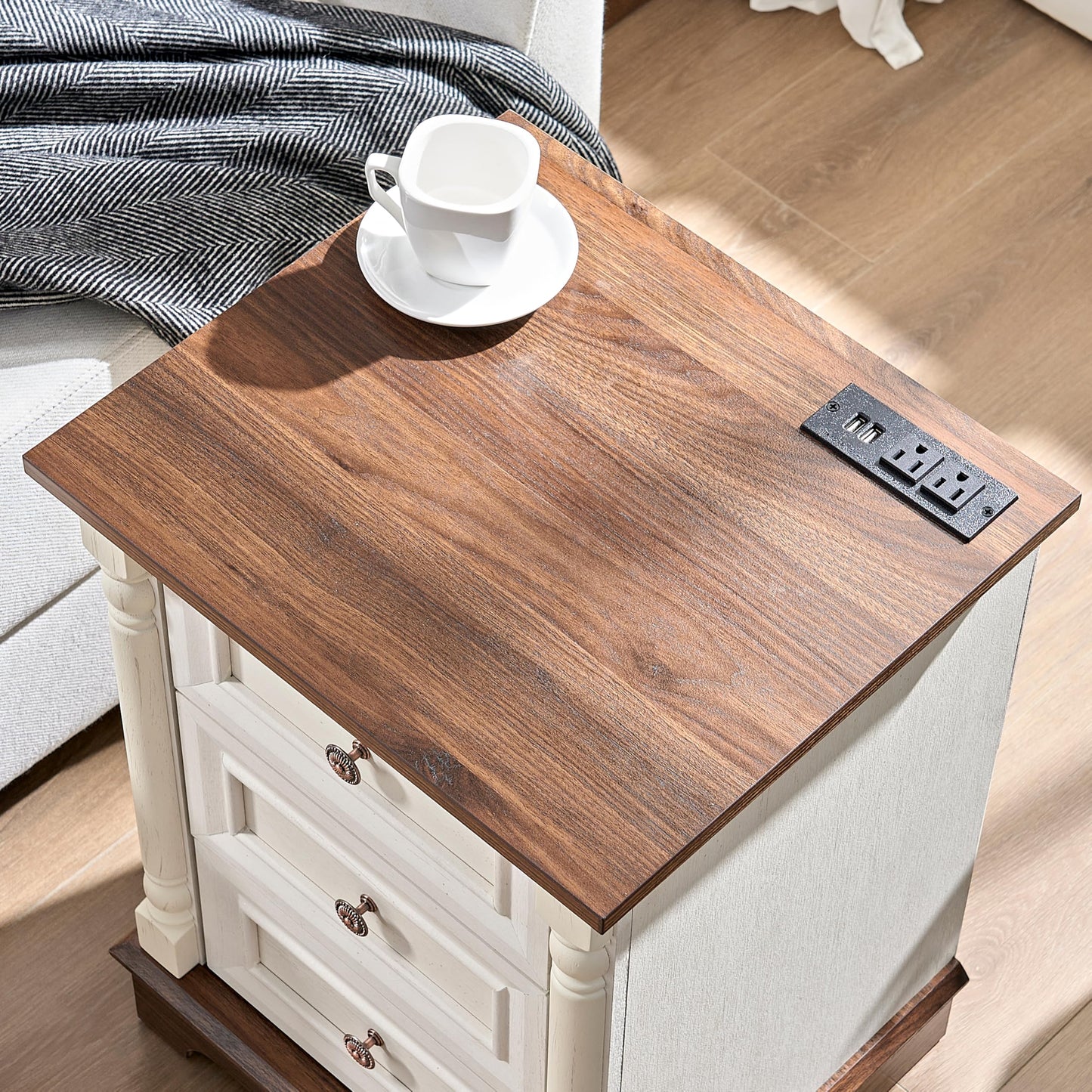 OKYCI Nightstand with Solid Wood Roman Column & Charging Station, Modern 3-Drawer Bedside Table, Farmhouse Wood End Table with Storage for Bedroom/Living Room/Office, Antique White & Brown